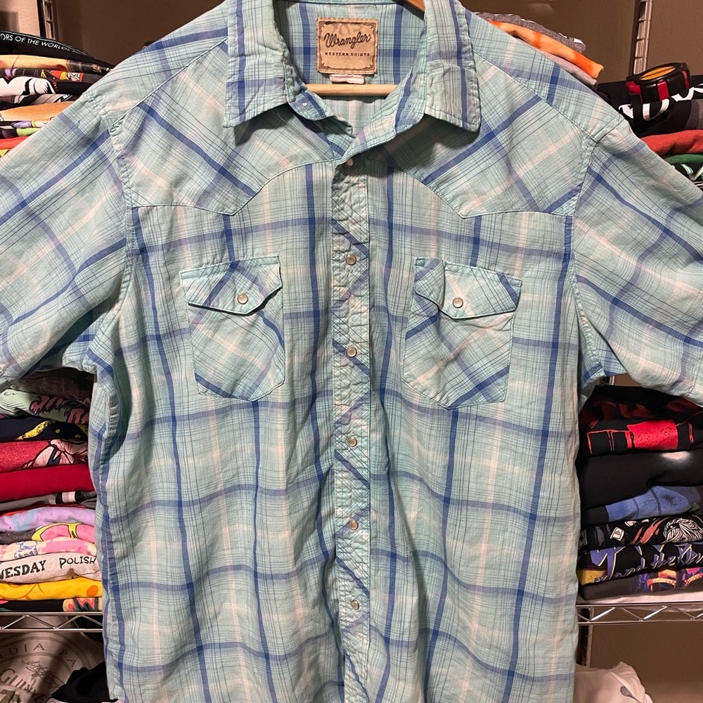 Wrangler Men's Blue Peral Snap Plaid Shirt
